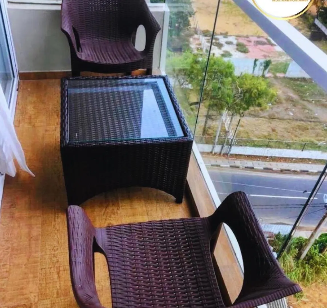 Negombo Ocean View Luxury Studio By Serendib Vacation 0*,